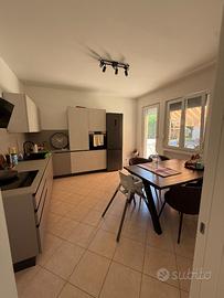 Porzione di Bifamiliare