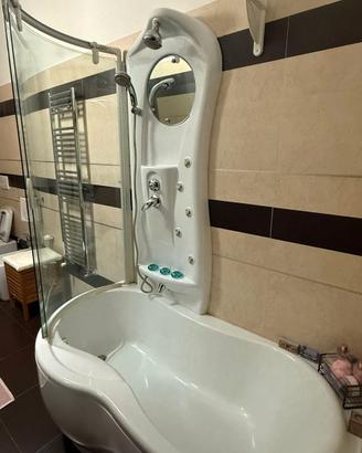 Vasca con Colonna Multifunzione