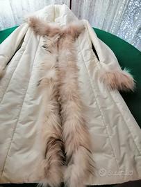 Cappotto lungo bianco tg. 42/44 con cappuccio