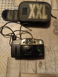 macchina fotografica analogica Canon AF8