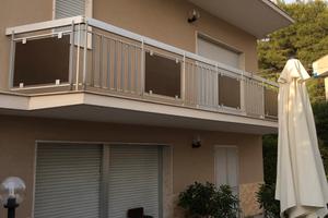 Bilocale ristrutturato con giardino privato