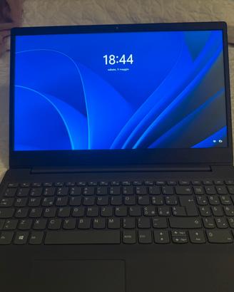 Lenovo V15 15.6”Ryzen 3, 8GB RAM, SSD 256 GB