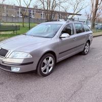 Skoda Octavia 2.0 TDI- UNICO PROPRIETARIOOOO!!!!!