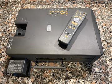 Proiettore LCD vintage SHARP