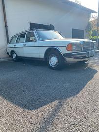 Mercedes 200 t w 123