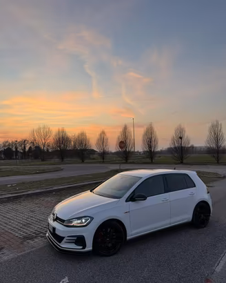 Volkswagen golf GTI 7.5