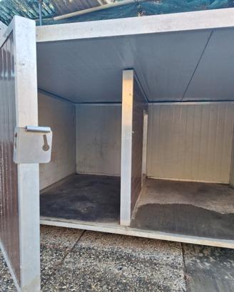 Cuccia per cani con veranda coibentata