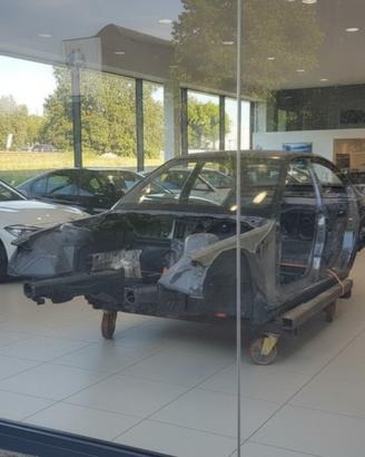 Carrozzeria Scocca BMW E46 BERLINA ricambi