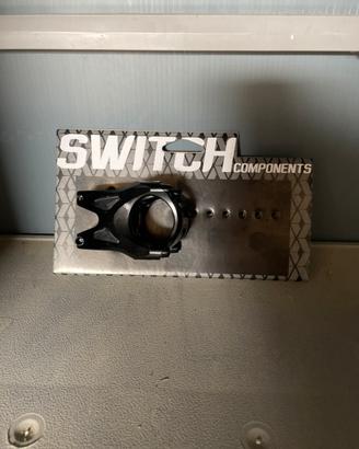 Attacco manubrio switch components nuovo