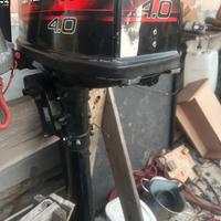 Motore fuoribordo Mercury gambo lungo