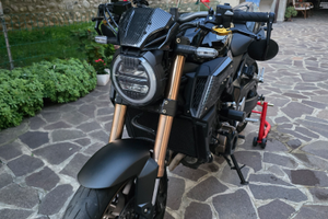 Honda cb650r
