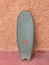 Skateboard surfskate slide