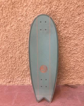 Skateboard surfskate slide