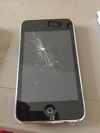 3592NN-Apple iPod Touch 1
