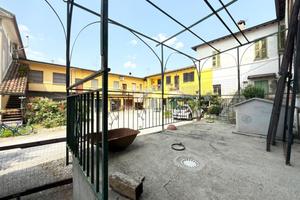 MULTILOCALE A FORMIGARA