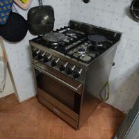 Forno + piano cottura libera installazione Smeg 