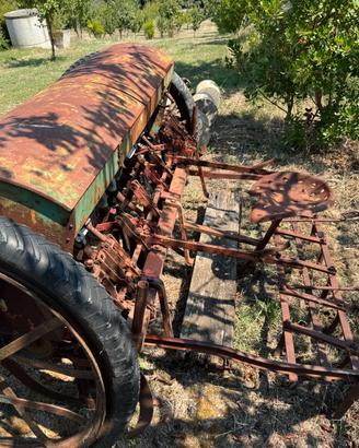 Pressa Massey Ferguson + altri 3 atttrezzi