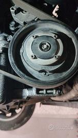 COMPRESSORE AC HYUNDAI KIA DVE12 usato RIO CLIMA