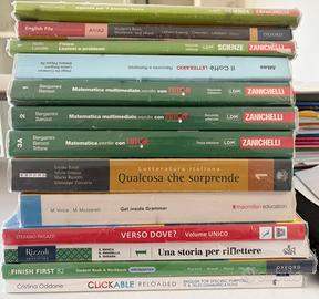 Serie di libri dalla prima alla terza superiore