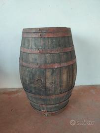 Botte antica di legno 