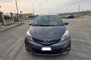 Toyota Yaris 1.4 D-4D 5 porte Lounge