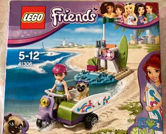 Lego Friends surf