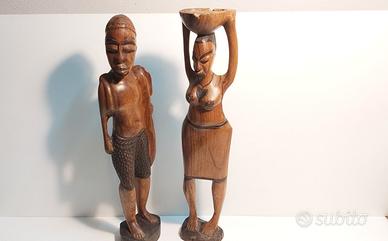 Due sculture  Africane in legno lavorato. 