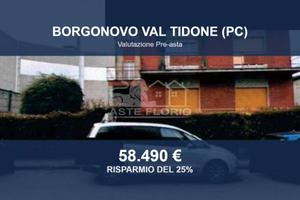 Immobile in asta di 110 m² con box auto a Borgonov