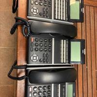 telefoni digitali NEC DT400