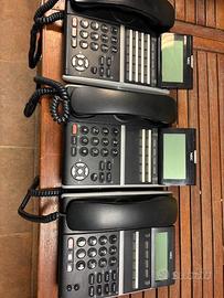 telefoni digitali NEC DT400
