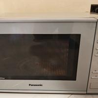 Forno Microonde Panasonic NN-GD462M GUASTO