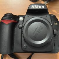 Fotocamera Nikon D90+obiett.18-105VR+obiett.18-55