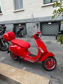 Vespa Elettrica RED, full optional 2023