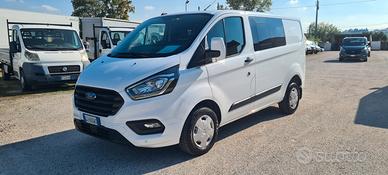 Ford Transit Custom 6 posti 12/2022 km 104580 unic