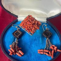 Gioielli La Perla: anello e orecchini corallo