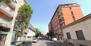Stanza Singola a Castellanza con Balcone