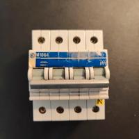 Interruttore Magnetotermico ABB M1064 (4 Poli)