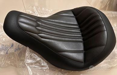 Sella Mustang 2in1 per Harley softail 18-24