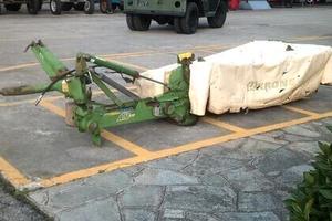 FALCIATRICE MOD. KRONE AM 243 S USATA