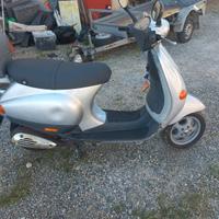 piaggio vespa  50 et2