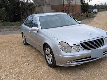 MERCEDES BENZ W211 270 CDI