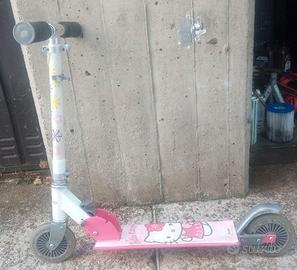 Mini MONOPATTINO BIMBA BIMBO HELLO KITTY