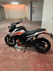 KTM 390 Duke - 2022
