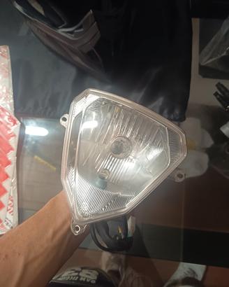 Faro alogeno beta