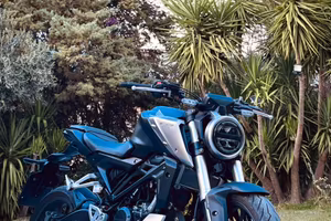 Honda CB 125 R