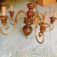 lampadario in foglia d'oro 