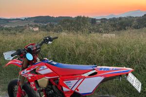 BETA 300 OMOLOGATA MOTARD