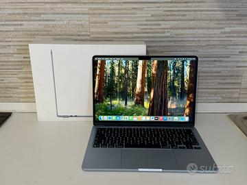 MacBook Air 2025 M4 APPLE GARANZIA FATTURA