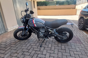 Ducati scrambler 800