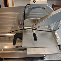 Affettatrice verticale fimar professionale